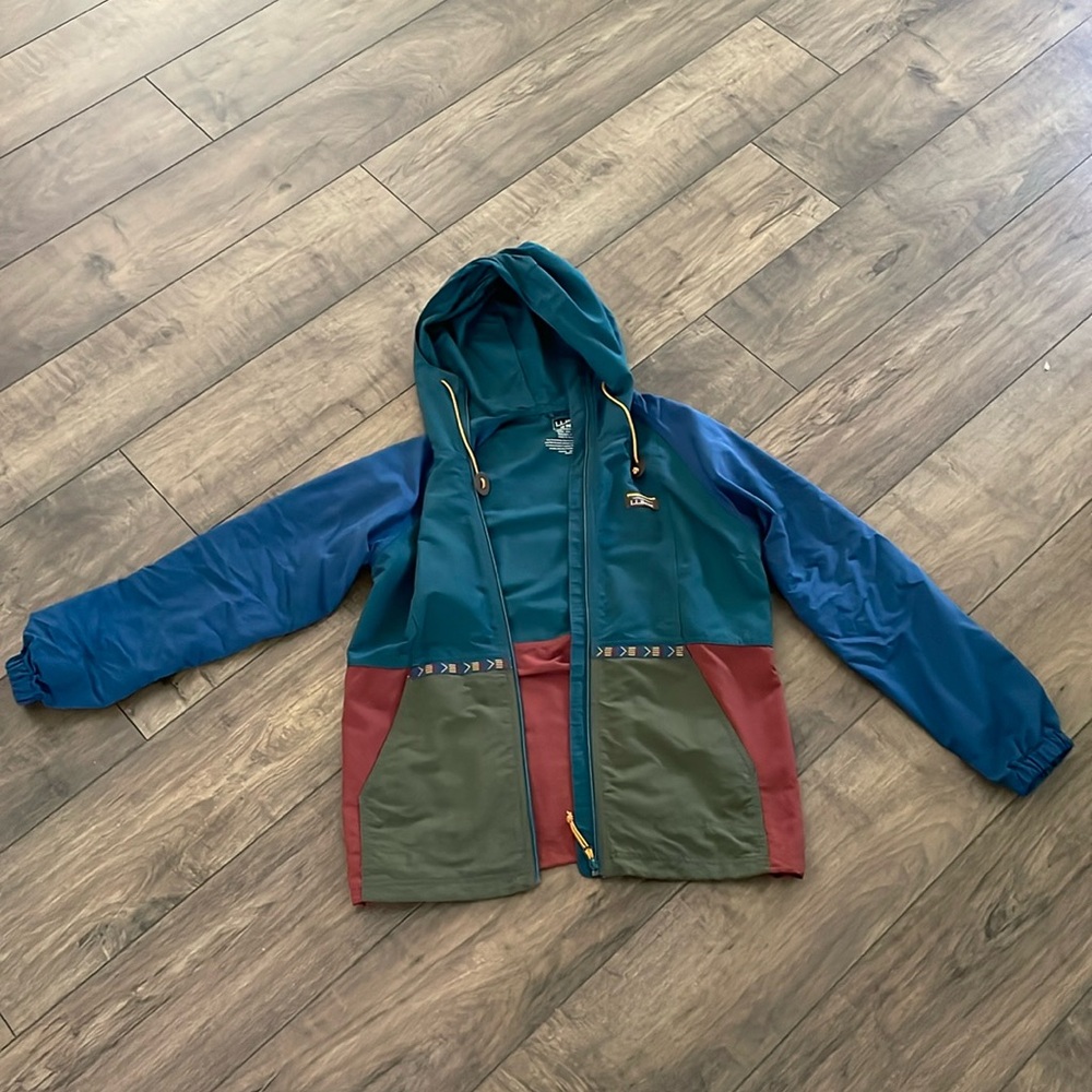 LL Bean Women's Mountain Classic Jacket, Multi-Color